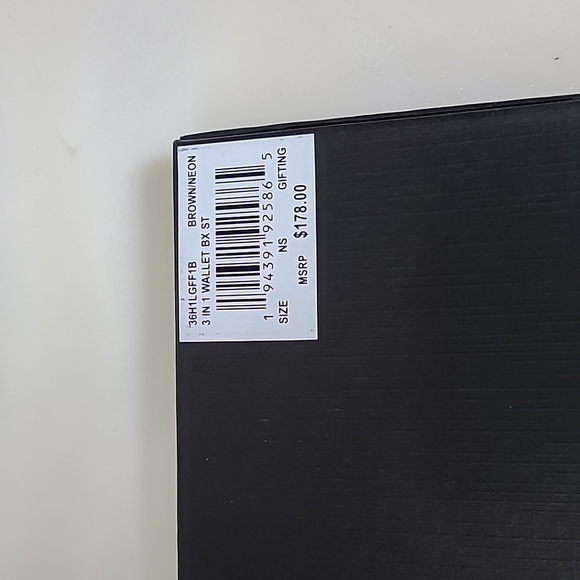 Michael Kors Men's 3 in 1 Wallet Box Set BROWN/NEON - Picture 5 of 5